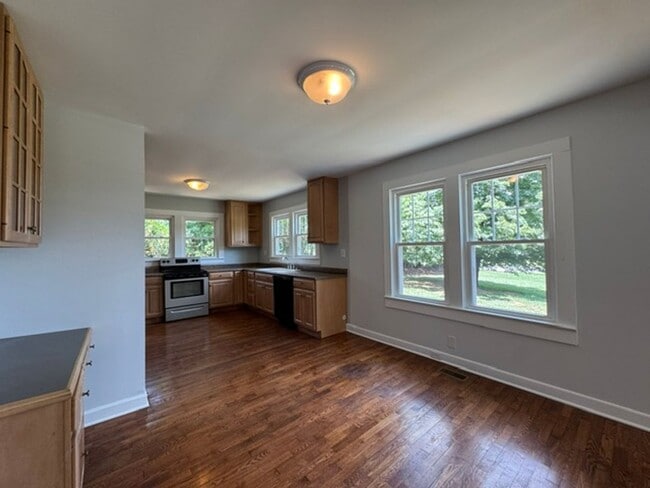 Photo - Charming 2 BD - 1 Full BA Home in Greer/Eastside close to Riverside HS, BMW, GSP, Inland Port, Gr...