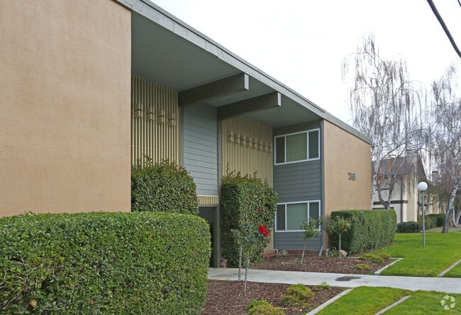 2865 Homestead Rd