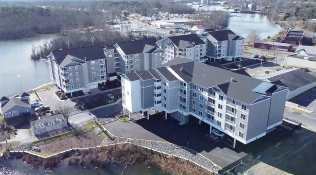 LUXURY WATERFRONT GATED APTS