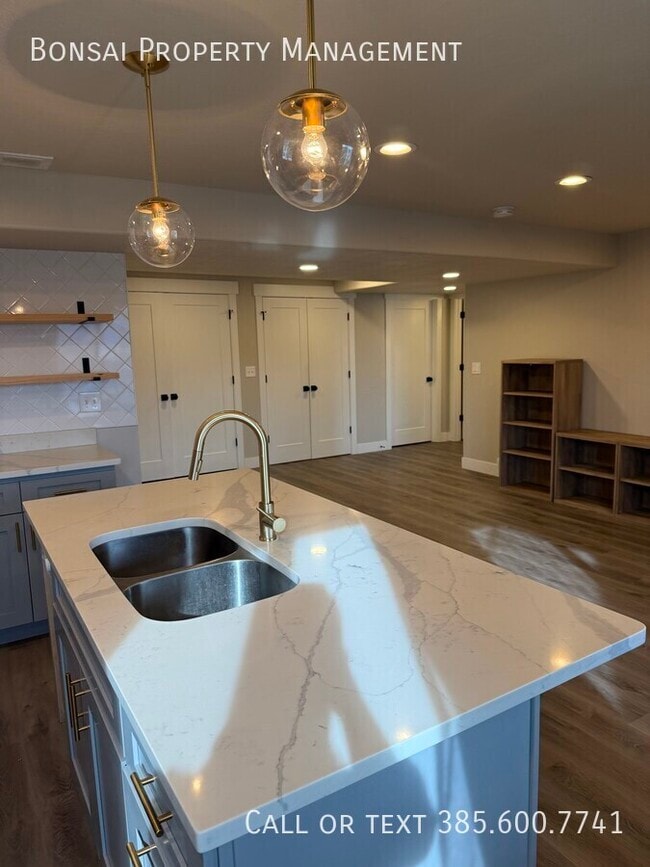 Photo - 1489 W Stone Gate Dr