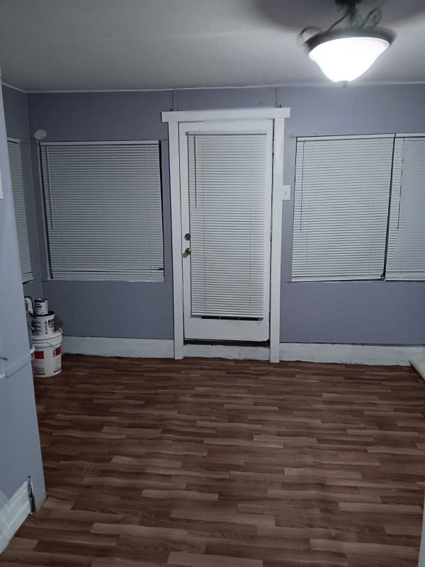 Photo - 657 Pine Hill St