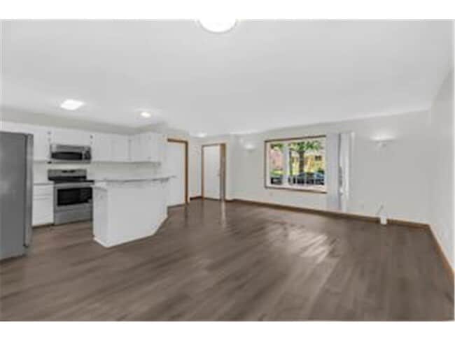 Photo - 4746 N 6th St