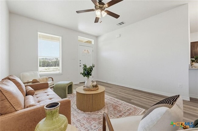 Photo - 504 Adley Ave Unidad A