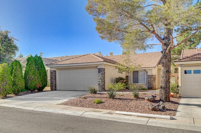 Photo - 1813 Lyell Canyon Ln