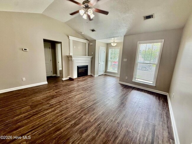 Photo - 705 Whispering Willow Way