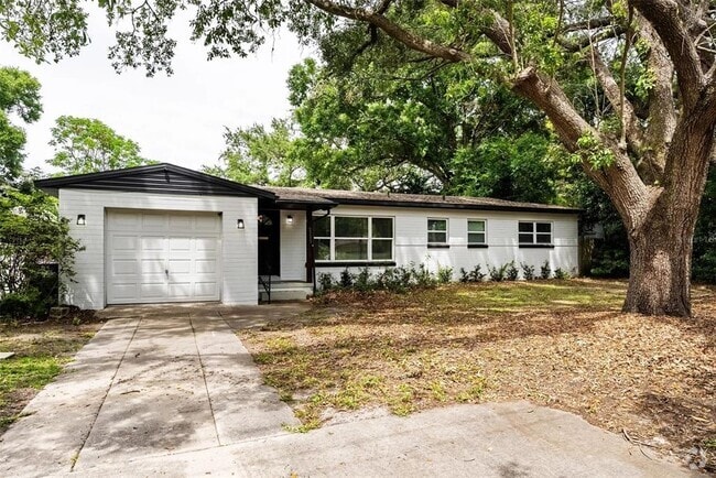 Building Photo - 2909 Hargill Dr Rental
