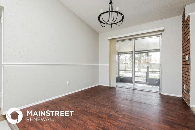 Photo - 1381 Puritan St