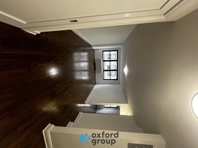 Building Photo - 1 bedroom in New York NY 10011 Unit 5H Rental
