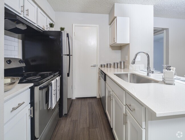 Building Photo - Stoney Ridge | $800 off Select Unit 74647-500 Rental