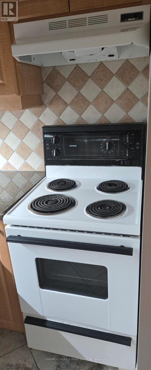 Photo - 1434 Rosebank Rd