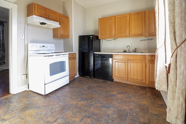 Photo - 400 N 3rd Ave