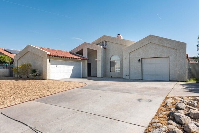 Building Photo - 32408 Canyon Vista Rd Unit B Rental