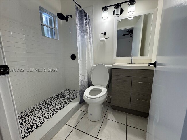 2628 SW 31st Pl Unit 2628