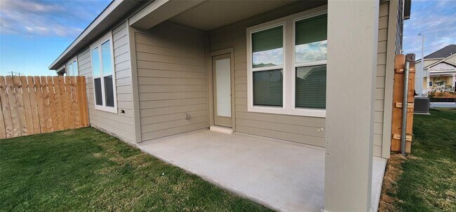 Photo - 2333 Moon Tower Trl