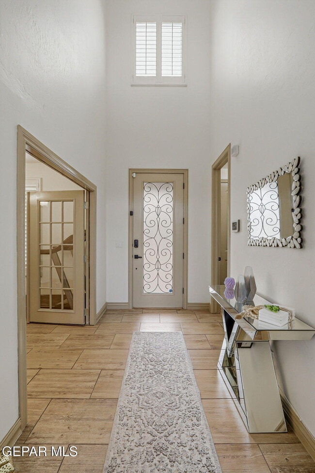 Photo - 12081 Silver Crown