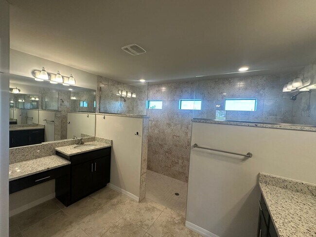 Photo - 4 Bedroom 2 Bathroom 3 Car Garage- NW Cape...