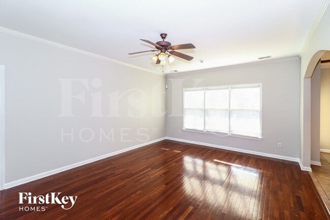 Photo - 1323 Crossmont Cove