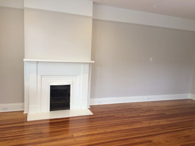 Photo - 328-330 State St. Unidad 330
