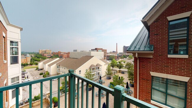 Photo - 252 Stetson St