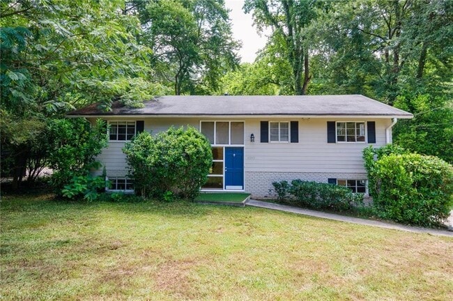 Building Photo - 4293 Rickenbacker Way NE