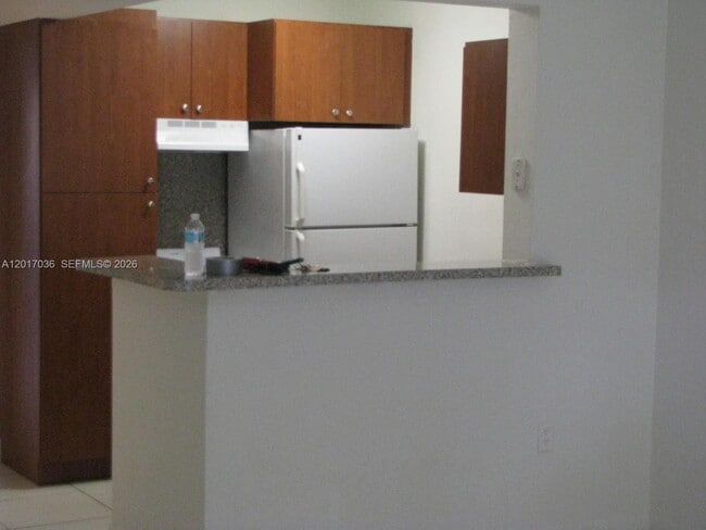 Photo - 10832 N Kendall Dr Unit U11