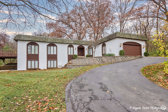 Building Photo - 6413 Vermont Trail Rental