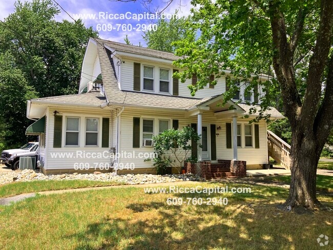 Building Photo - 579 13th St Rental