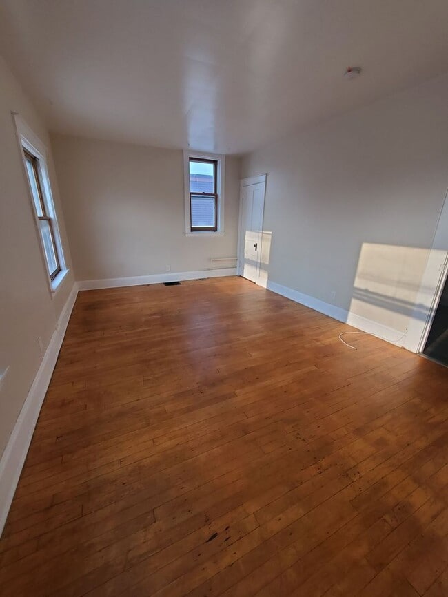 Building Photo - 6306-6308 22nd Ave. Rental