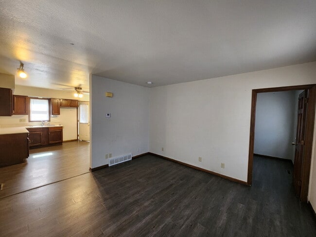 Photo - 2 Bedroom Lower with Garage Unit B