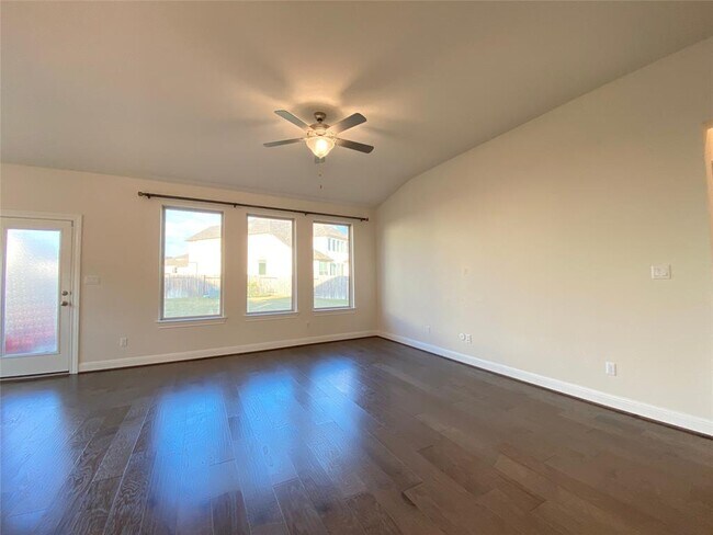 Photo - 1405 Vista View Dr