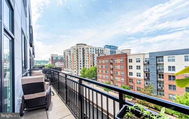 Photo - 145 Riverhaven Dr Unit 433