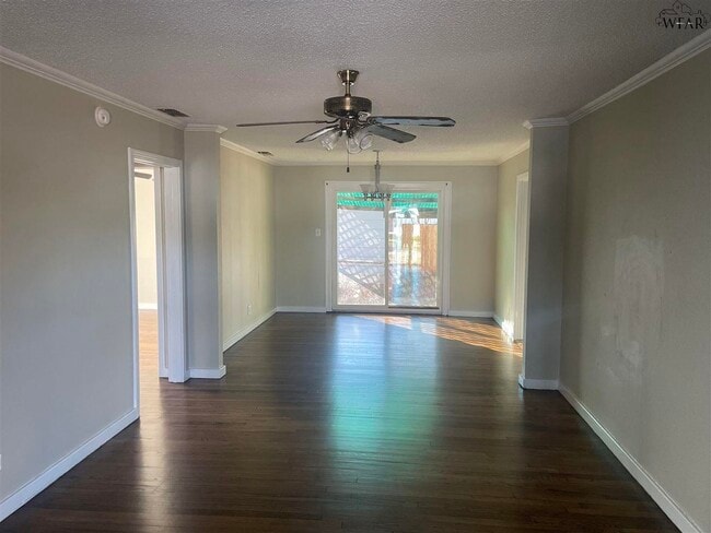 Photo - 3310 Sherwood Ln