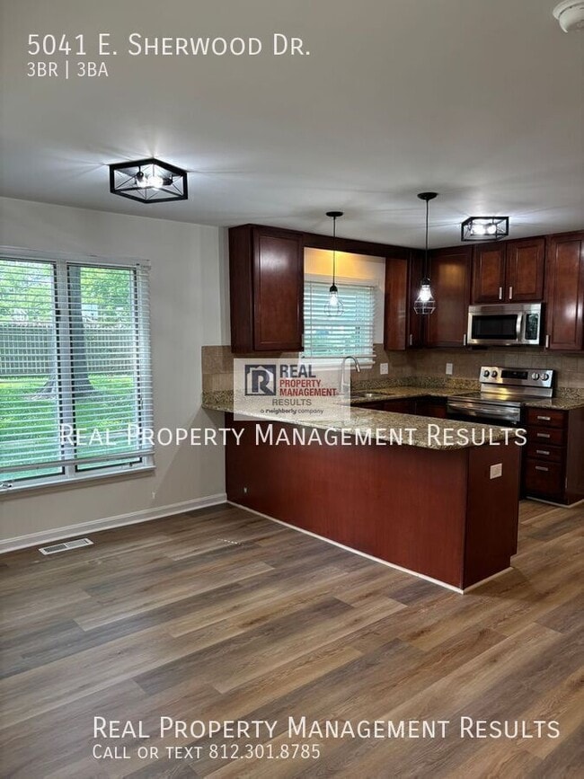 Photo - 5041 E Sherwood Dr