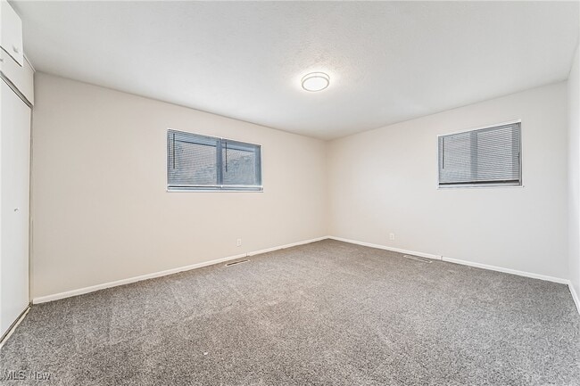 Photo - 30050 Euclid Ave Unidad A2