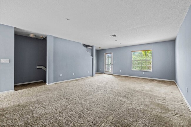 Photo - 1944 SE High Springs Dr