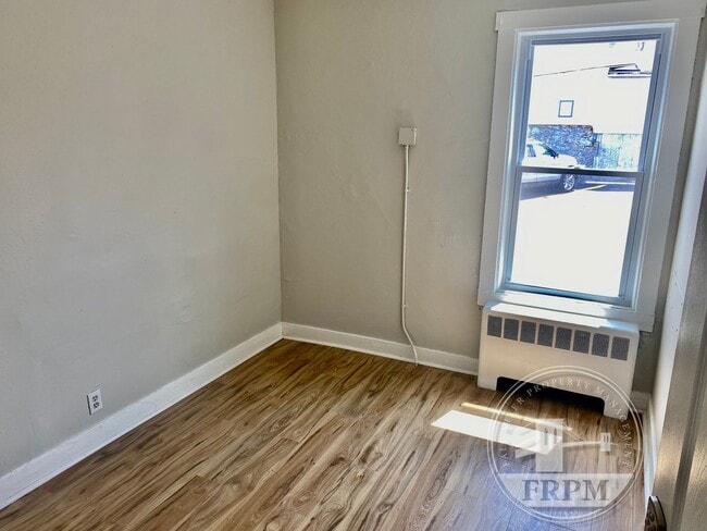Photo - 270 4th St Unit LEVEL 1  1