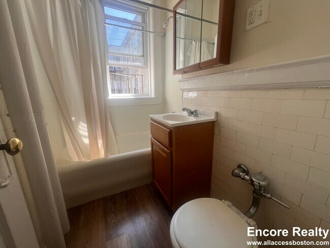 Photo - 138 Ipswich St Unit 29