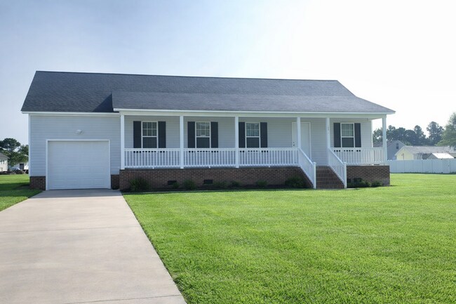 Photo - Country Charm