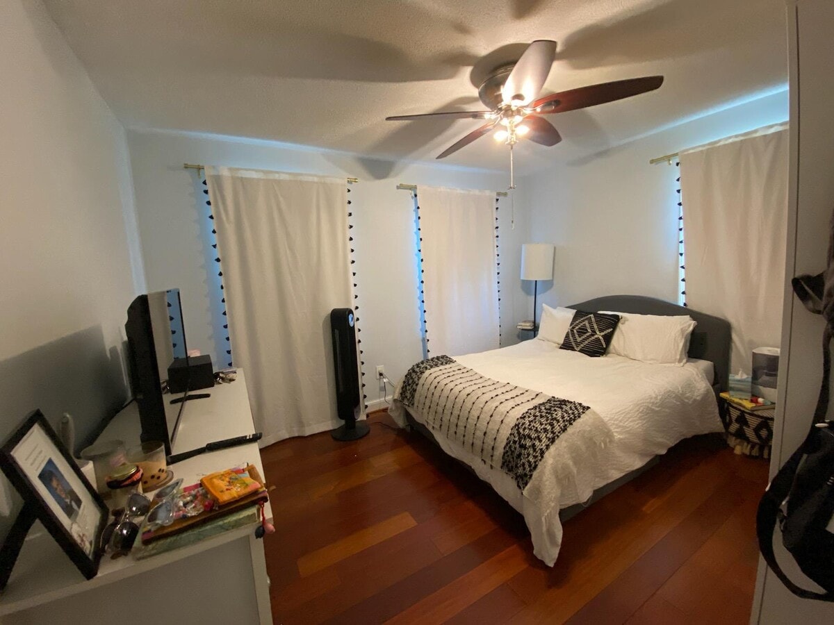 Photo - 2843 Summerfield Rd Unit 1