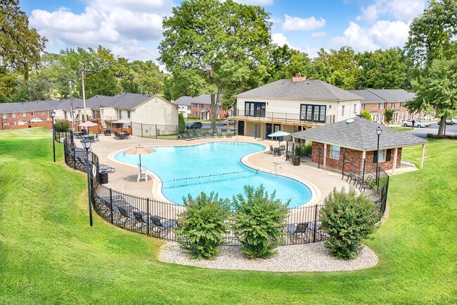 Building Photo - Charlestown Rental