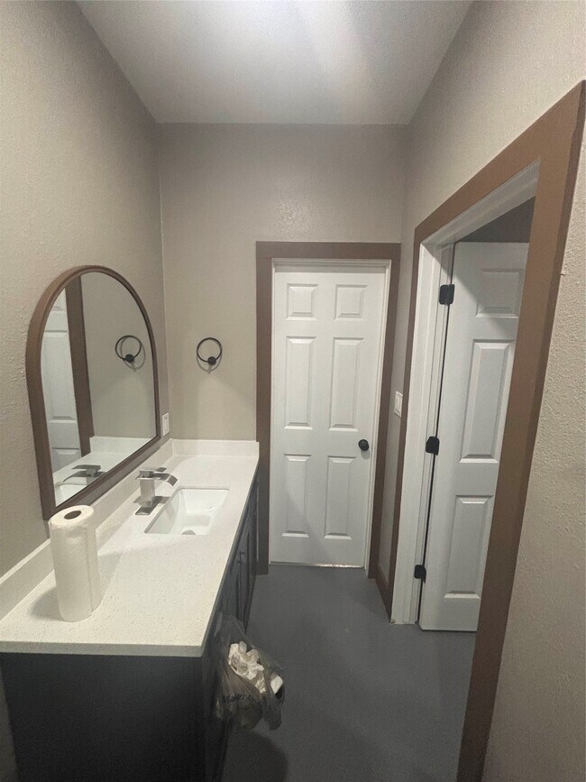 Photo - 9480 Plum Grove Rd