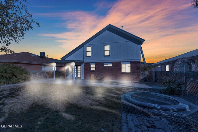 Photo - 1049 Desierto Luna St