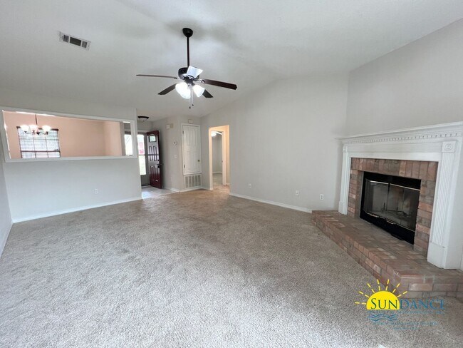 Photo - 223 Westview Dr