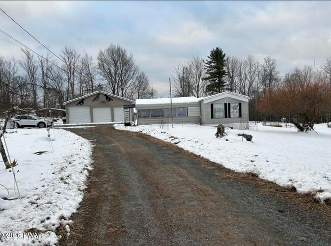 Building Photo - 223 Daniels Rd