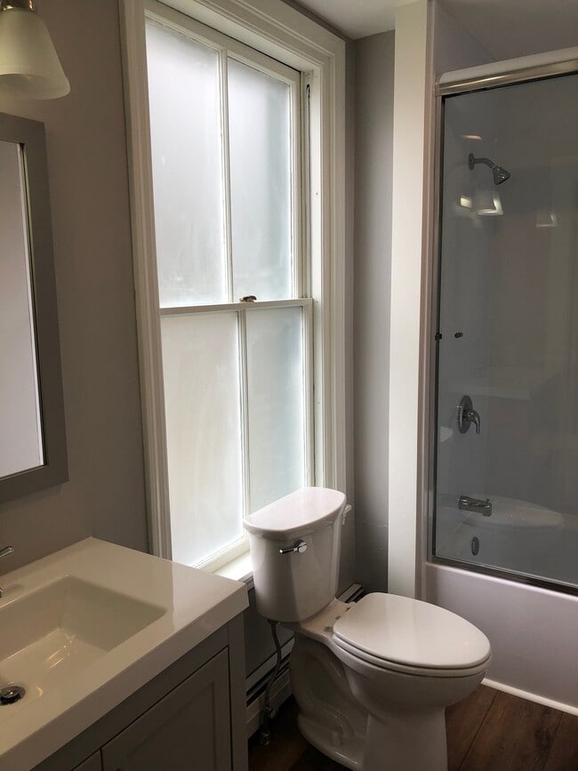 Photo - 44 Cushing St Unit #2