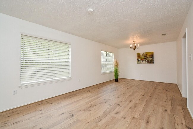 Photo - 3315 Honey Creek Dr
