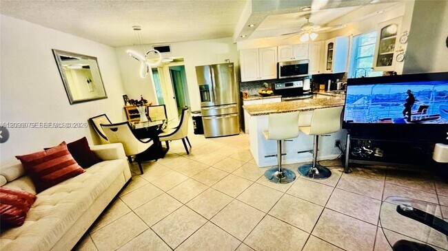 Photo - 116 Westbury E Unit 116