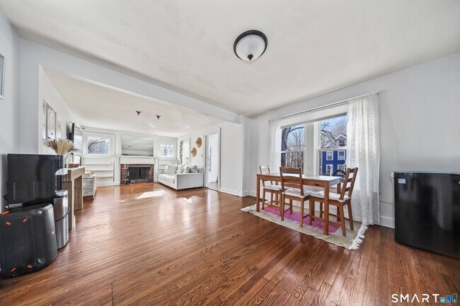 Photo - 196 Waite St