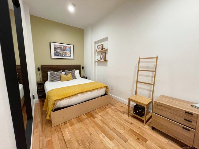 Photo - 139 Orange St Apartment Unit 303