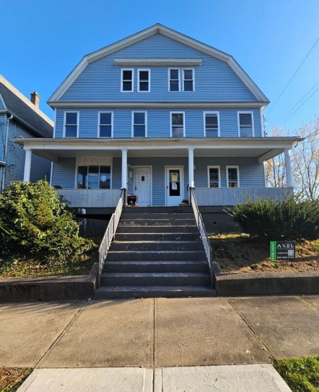 Building Photo - 273 New Hancock St Unit 4